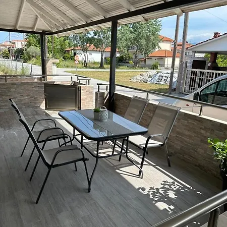 Grey Pearls Apartment Nea Vrasna